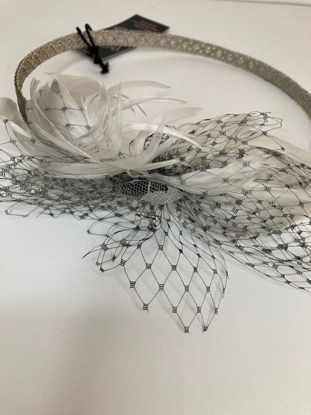 Tocado, Marca El Ropero de Pi, Nuevo