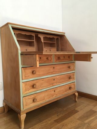 Escritorio de madera de segunda mano por 290 € en Madrid en WALLAPOP