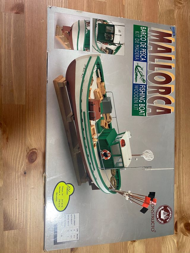 Maqueta barco pesca