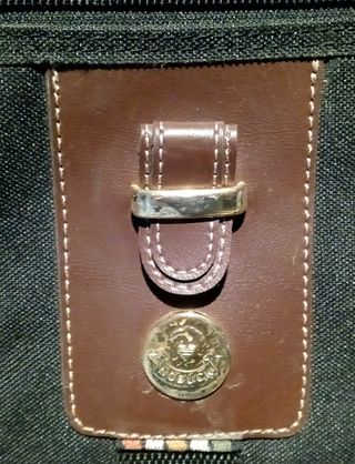 Maleta de viaje Nobuck con ruedas de segunda mano por 50 EUR en Barcelona  en WALLAPOP