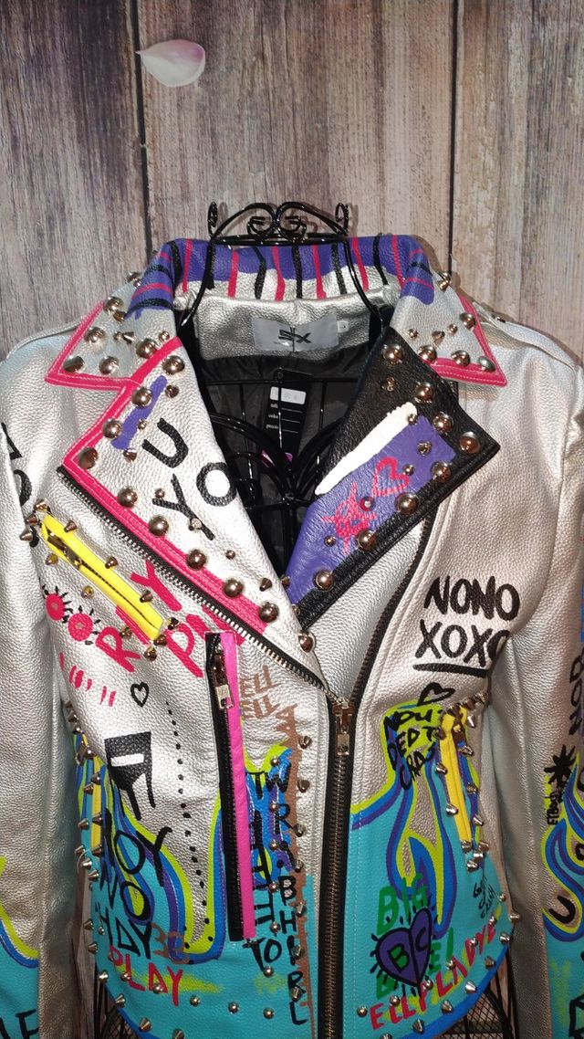 Chaqueta de cuero nueva