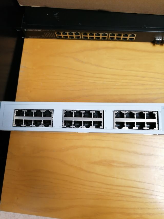 Interruttore 3COM 2824 3C16479