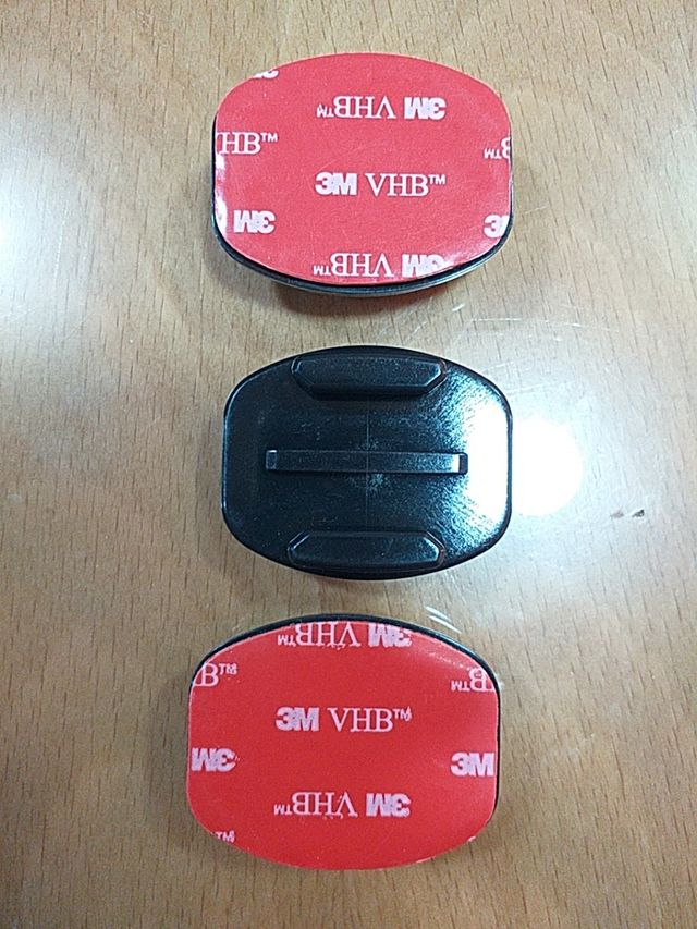 Tres zapatas adhesivas Gopro