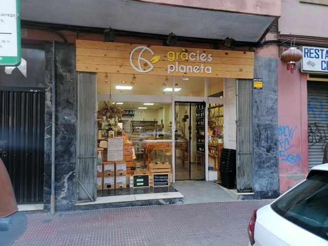 montajes en madera pino natural