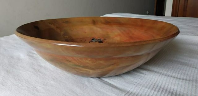 Fruteros artesanos de madera