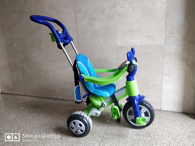 triciclo musical niño