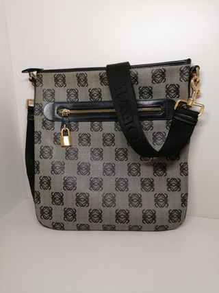 Bandolera bolso de Loewe. de segunda mano por 280 EUR en Alcoy en WALLAPOP