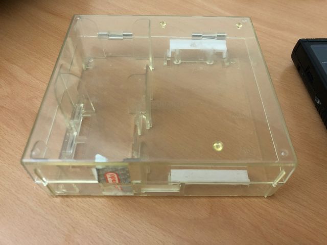 Game Boy Play it Loud