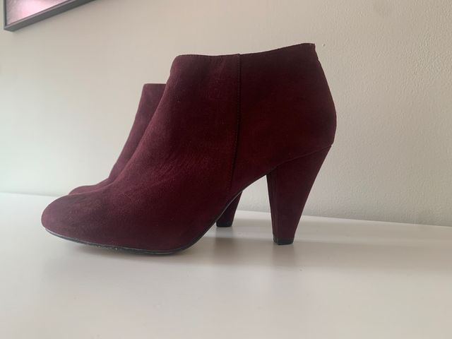 Botines granates ante talla 39