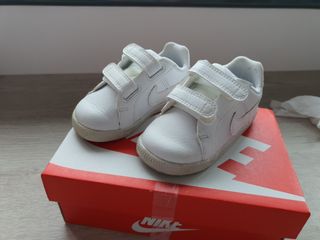 Bambas NIKE talla 8c - 25 de segunda mano por 20 EUR en Sant Andreu de  Llavaneres en WALLAPOP