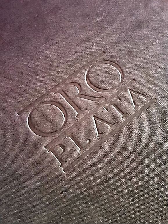 ORO PLATA Trajes de luces creados por Fermin