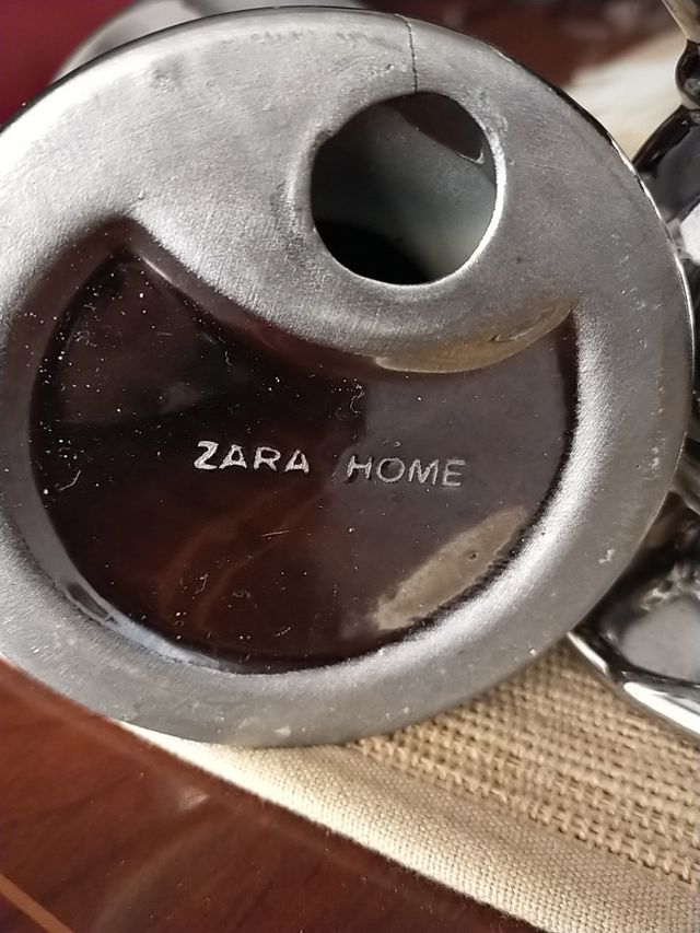portavelas cerámica. Zara home