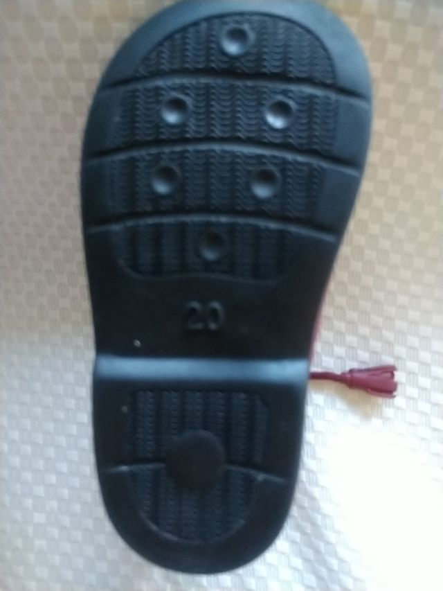 Zapatos ingleses de piel granates t-20