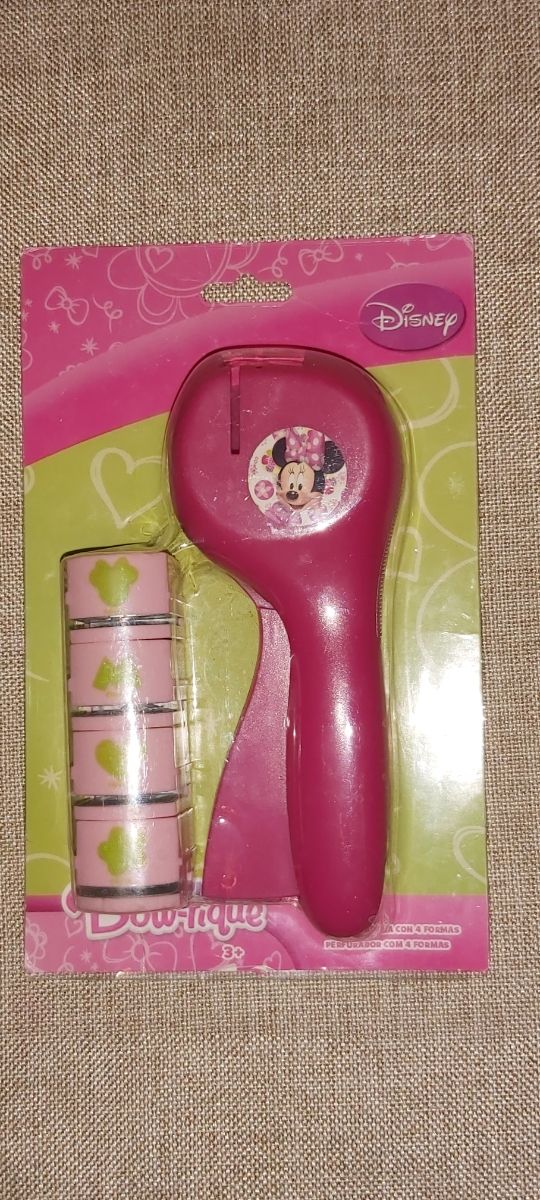 troqueladora con 4 formas