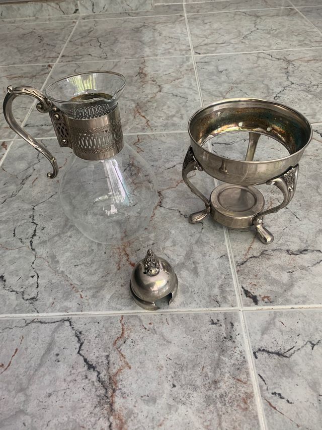 Caraffa riscaldante e decorativa