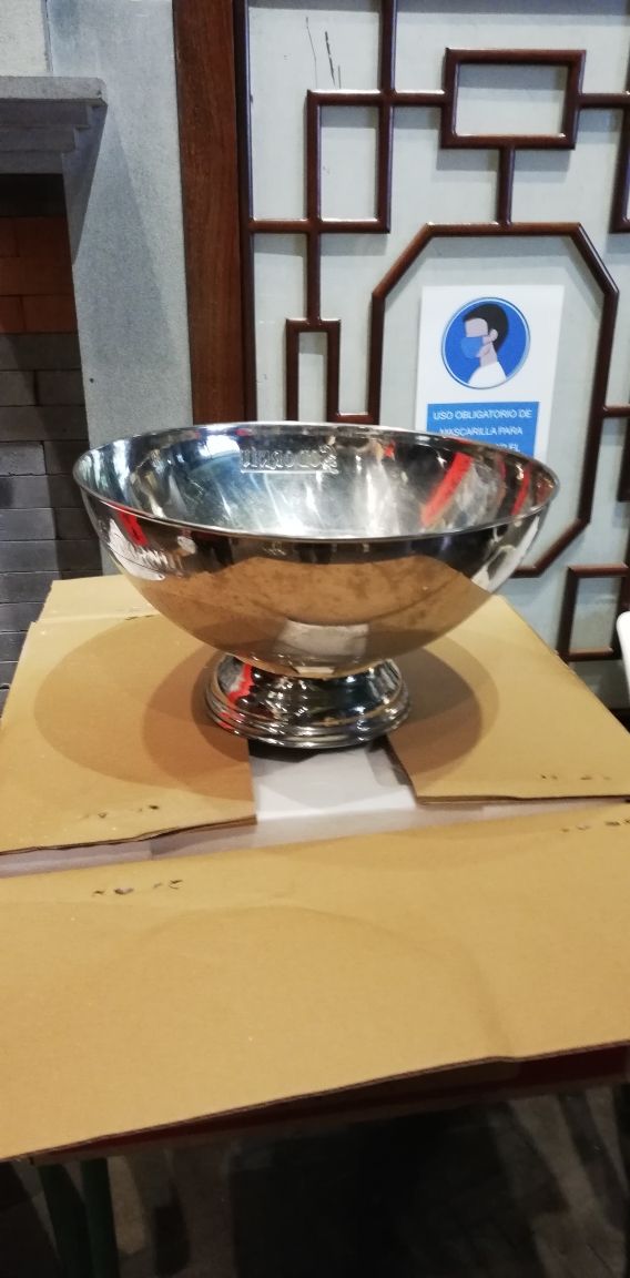 Par de cubiteras grandes para eventos de catering