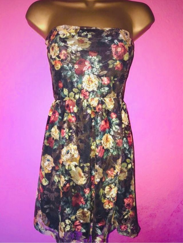 Stradivarius vestido floral mini M