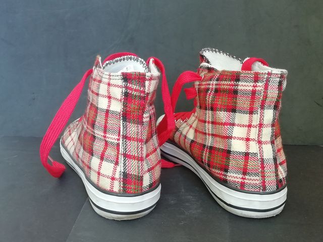 Zapatillas botines Blanco Shoes Talla 39