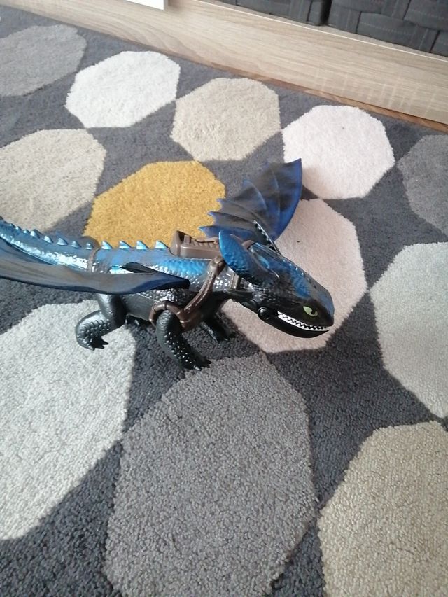 Dragón Furia Noctura