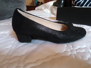 Zapatos cómodos marca cutillas N\\'39 de segunda mano por 39 EUR en Malagón  en WALLAPOP
