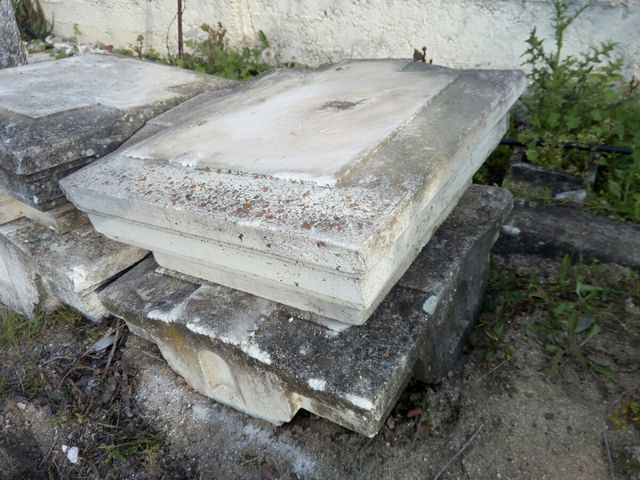 Capiteles para columnas de segunda mano por 10 € en Méntrida en WALLAPOP