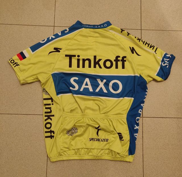 Tinkoff Saxo equipacion de ciclismo como nuevo
