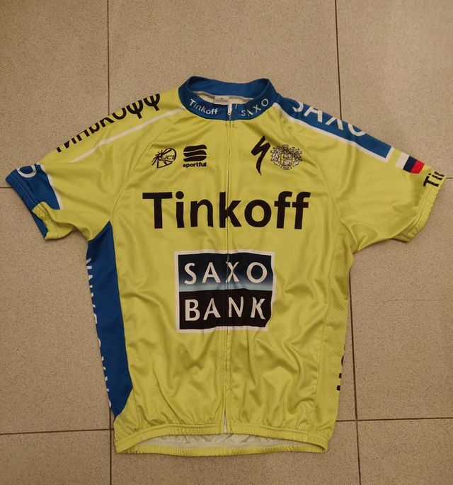 Tinkoff Saxo equipacion de ciclismo como nuevo
