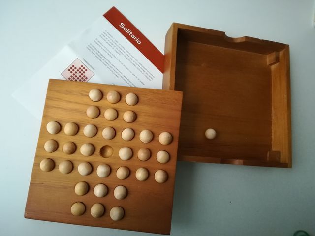 solitario inglés, para darle al coco. 