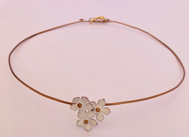 Tiara o Collar , Marca Ginger&Velvet, Nuevo