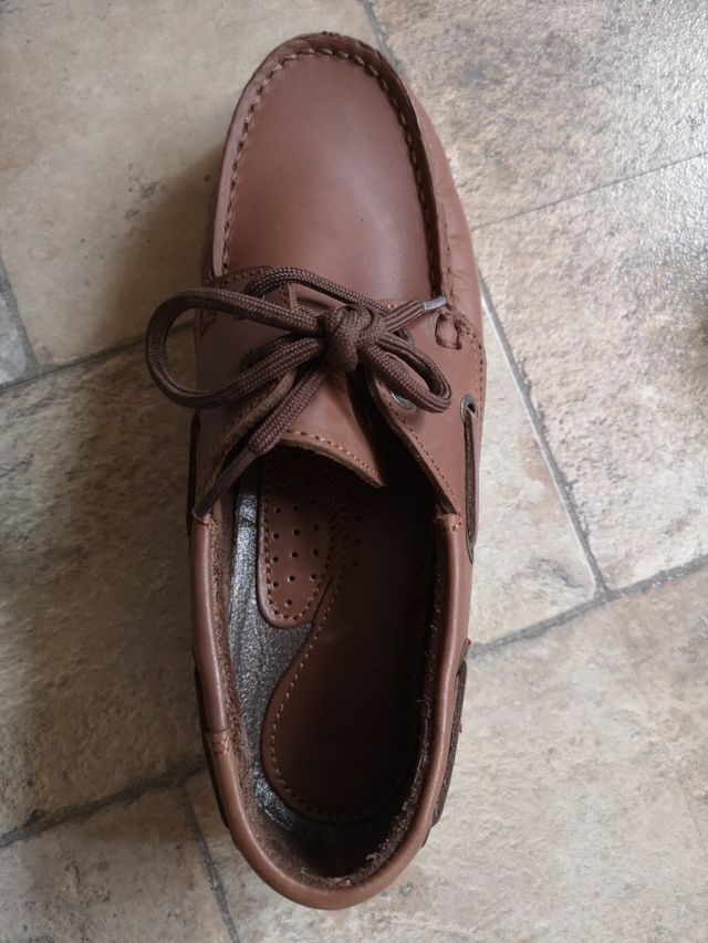 NÁUTICOS DECATHLON PIEL MARRON