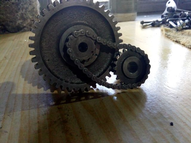 Piñones y eje de equilibrado honda mtx 125cc