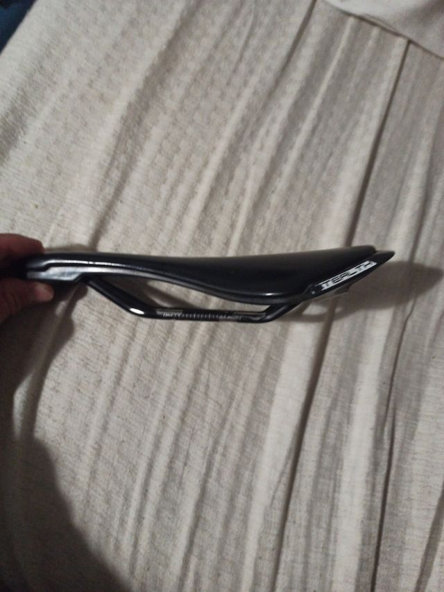 sillin stealth railes aluminio 142 mm