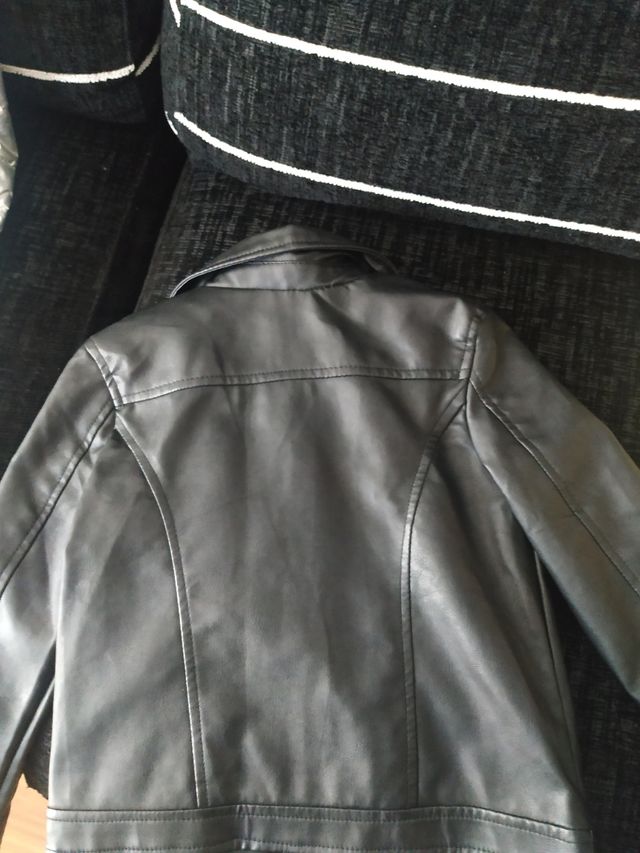 chaqueta niña de polipiel