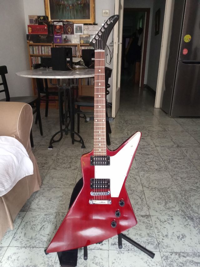 Gibson Explorer 11 Cherry De Segunda Mano Por 790 En Barcelona En Wallapop