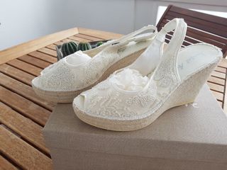 Zapatos de novia de esparto de segunda mano en WALLAPOP