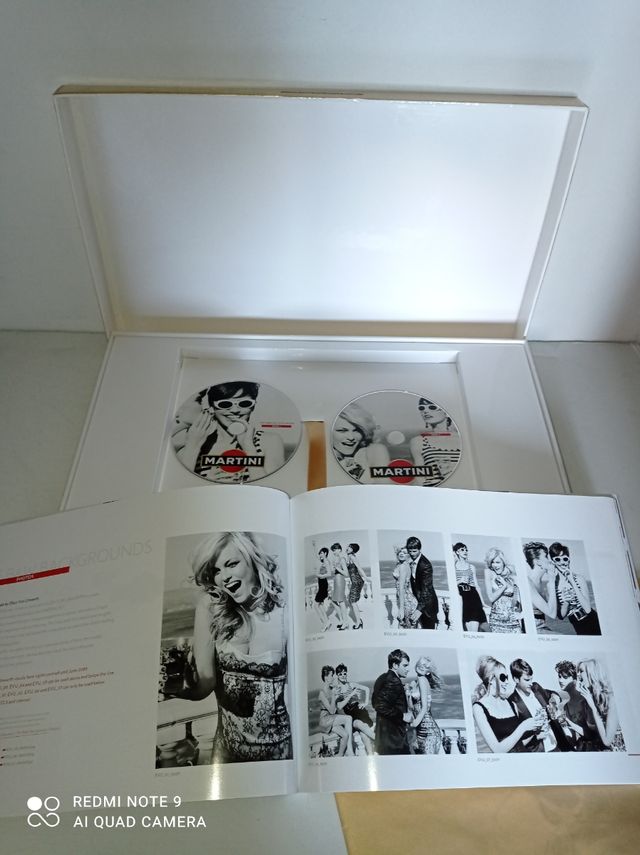 SCATOLA PER LIBRI STILE MARTINI.