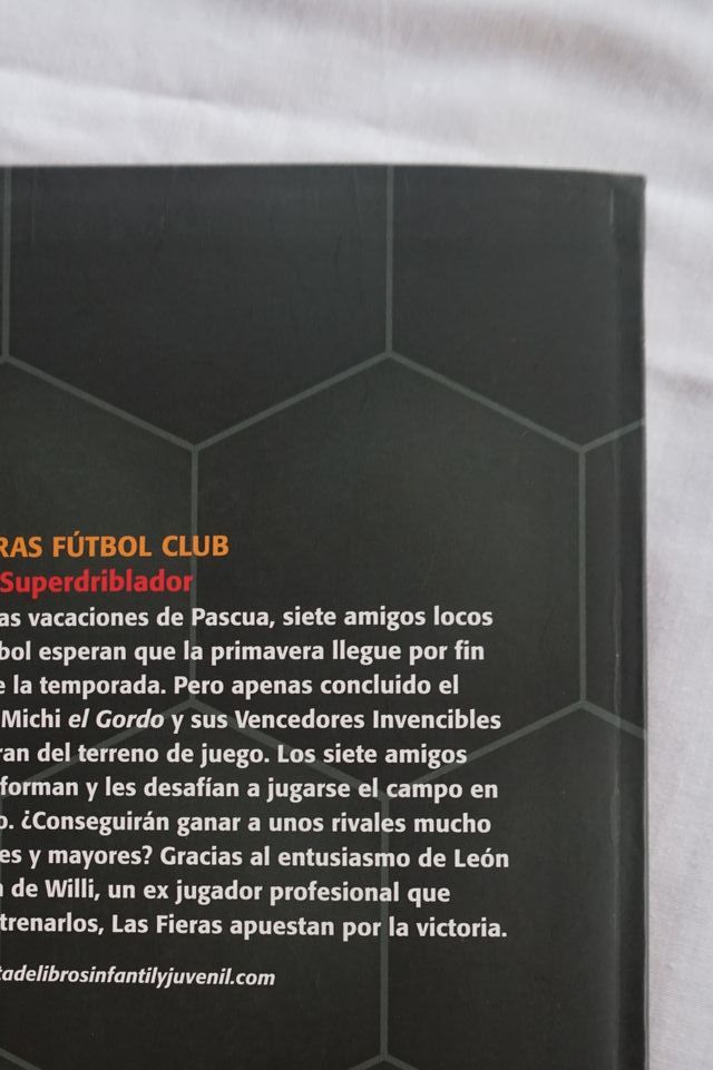 Las fieras fútbol club: León el superdriblador.
