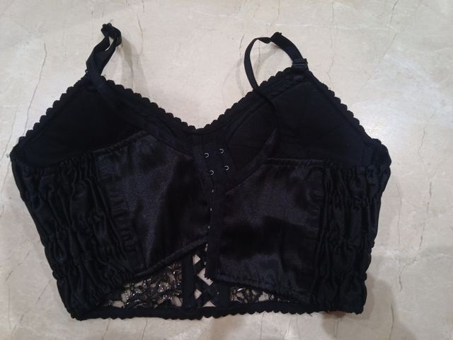 top con perlitas y pasamanería talla M