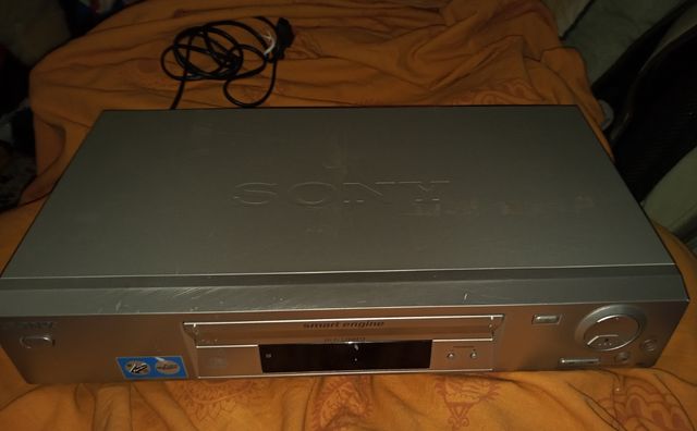 Reproductores DVD y VHS