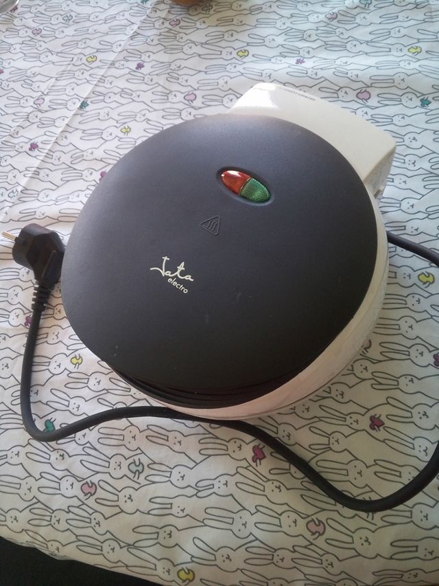 Maquina para hacer magdalena pequeña s