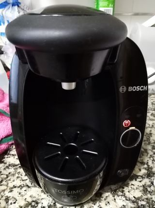 Hay una luz roja en tu cafetera Tassimo?