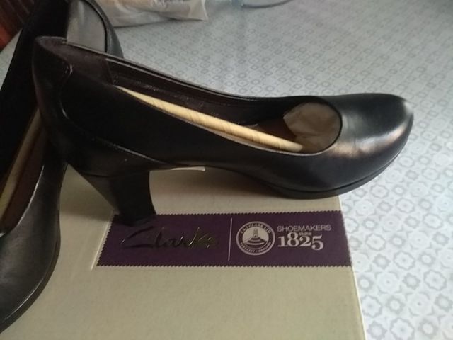 Zapatos piel  Clarks