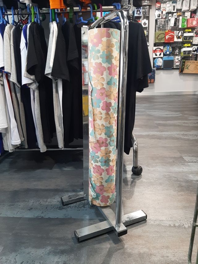 Dispensador papel de regalo