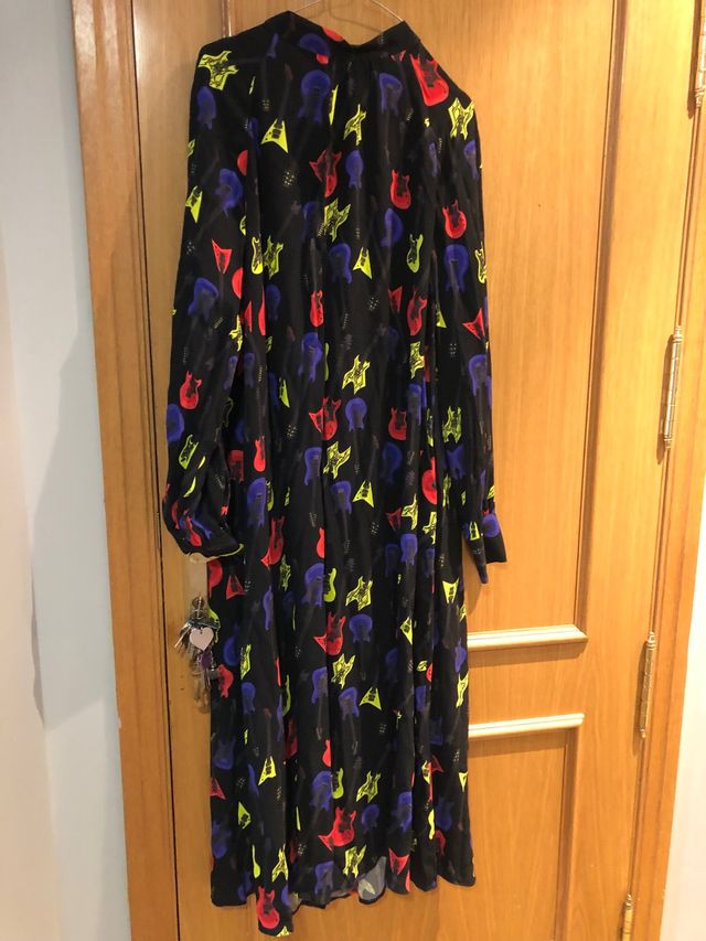 Vestido guitarras Dolores Promesas