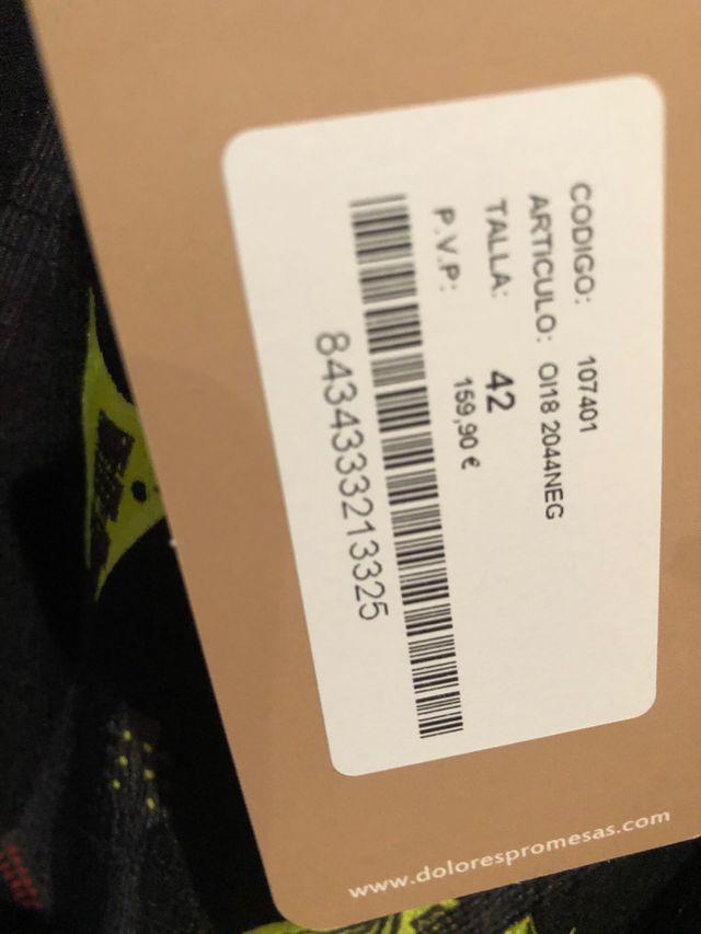 Vestido guitarras Dolores Promesas