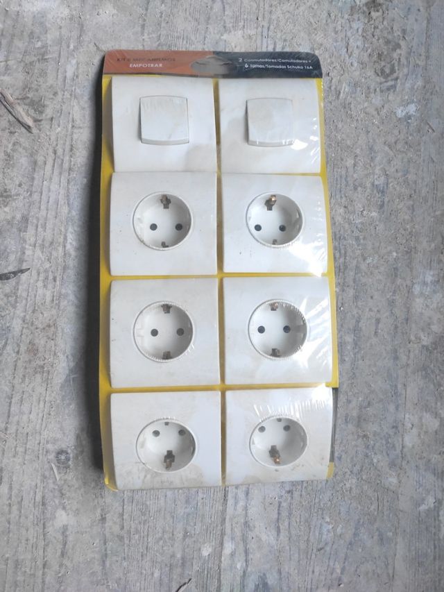 Enchufe e interruptores