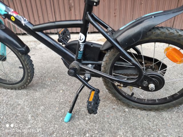 Bicicleta infantil Btwin. Decathlon. 16 pulgadas.