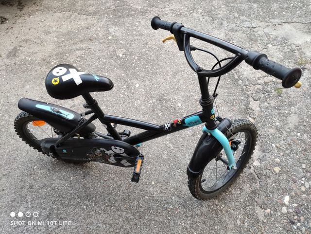 Bicicleta infantil Btwin. Decathlon. 16 pulgadas.