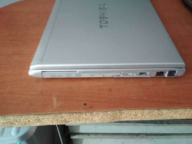 2 Portátiles Toshiba tecra R10