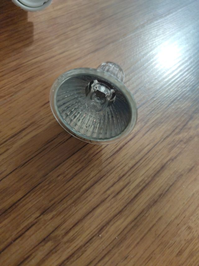 Lampada con tubo flessibile